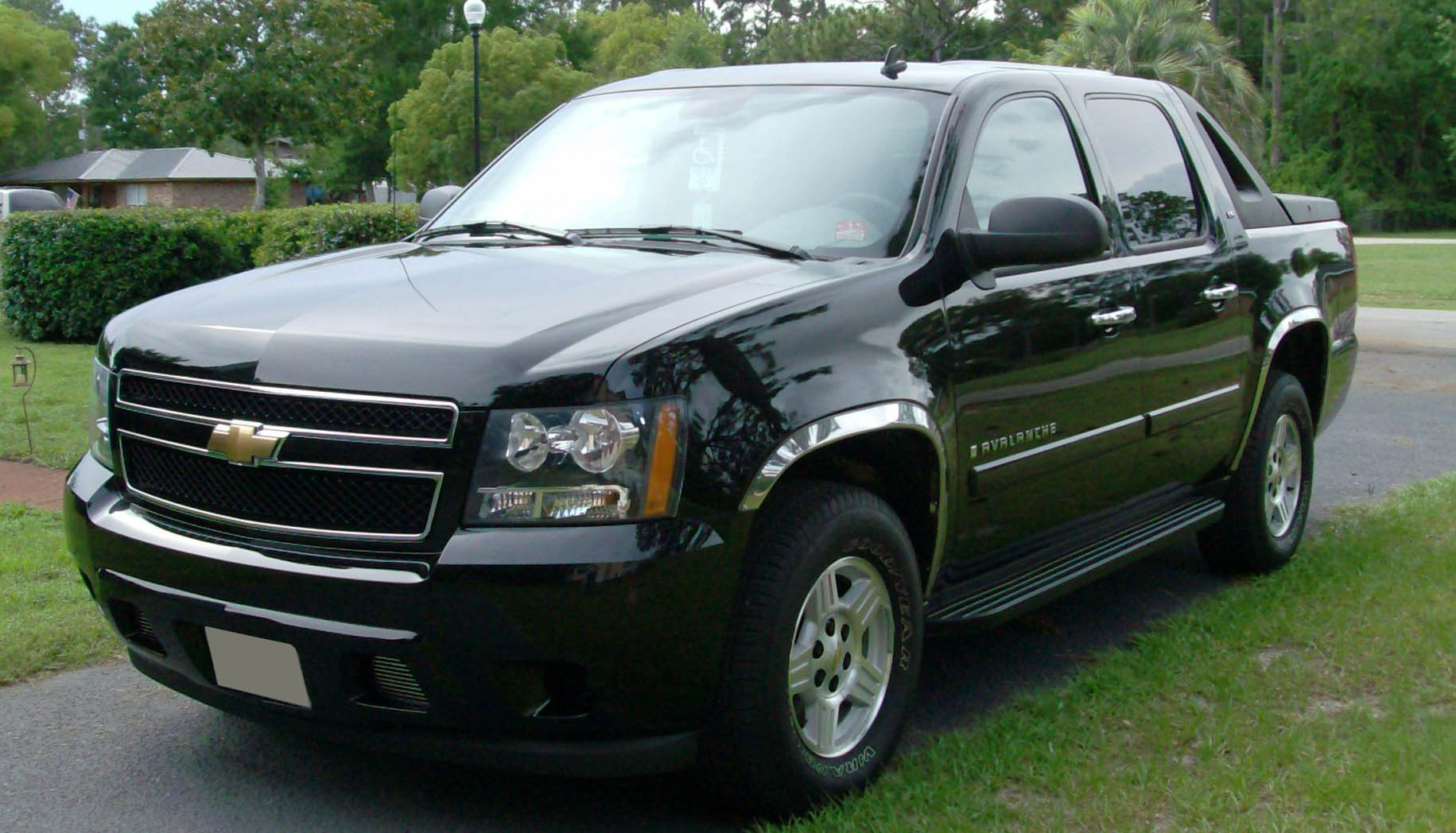 07-10 Chevy Avalanche  Fender trim